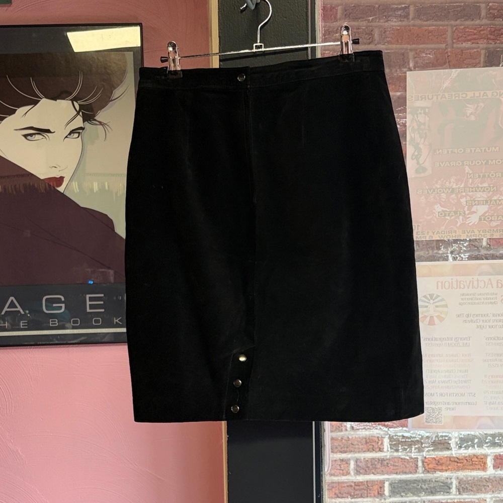 Vintage Maggie Lawrence Collection Black Suede Skirt with Button Accents